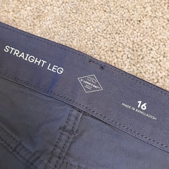 St Johns Bay Grey Corduroy Pants Trousers Womens Size 16 Straight Leg Stretch - Picture 4 of 10